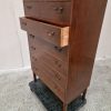 Kommode, seks skuffer, på stel, egetræ