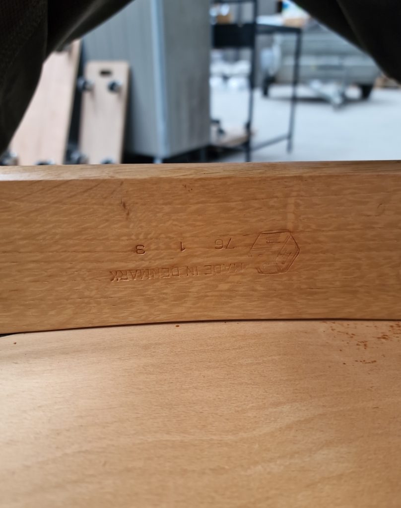 6 spisestole i massiv egetræ, Jørgen Bækmark FDB, model J85