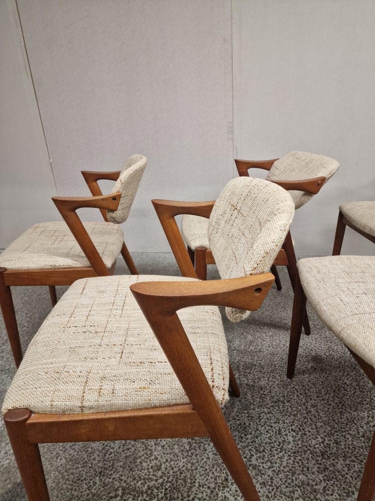 Seks spisestole, Kai Kristiansen model 42,teak, til ompolstring