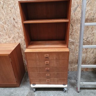 Lille reol med kommode og bogreol, teak