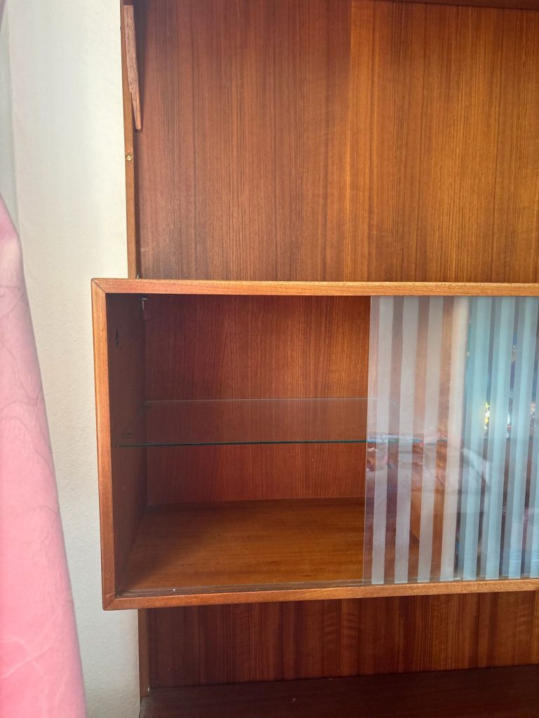 Vangereol med skabe, hylder og vanger, teak, Hansen & Guldberg