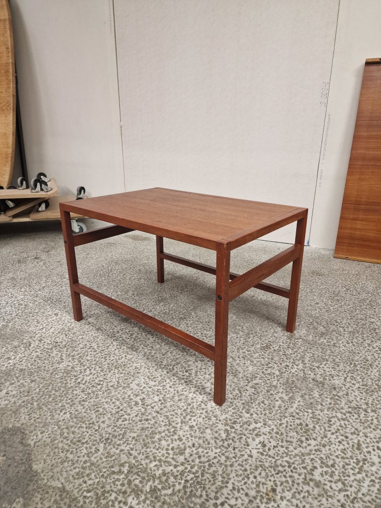 Sofabord, kantet, teak