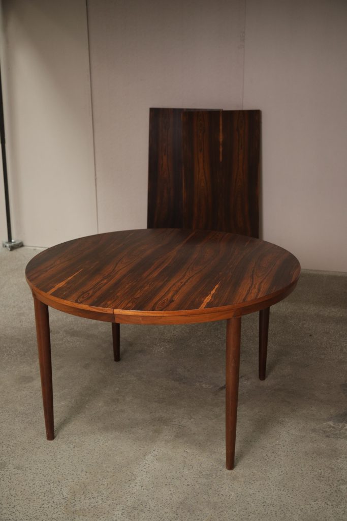 Rundt spisebord i palisander med tillægsplader, Severin Hansen