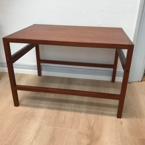 Sofabord, kantet, teak