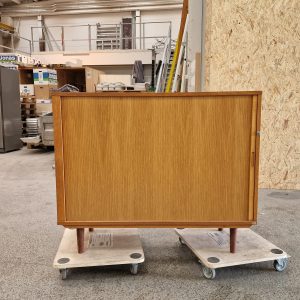 Kontor skænk i egetræ