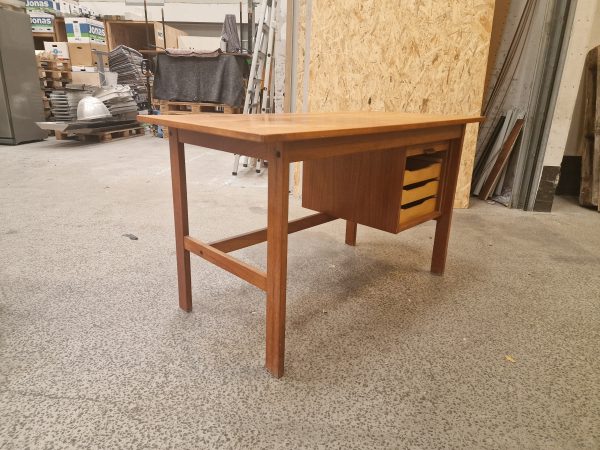 Skrivebord med jalousilåge, teak - Image 5