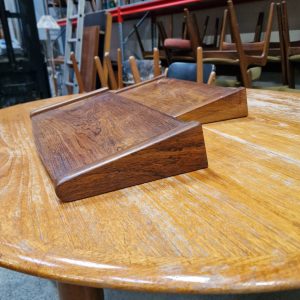 Sæt væghængte natborde i palisander - Image 3