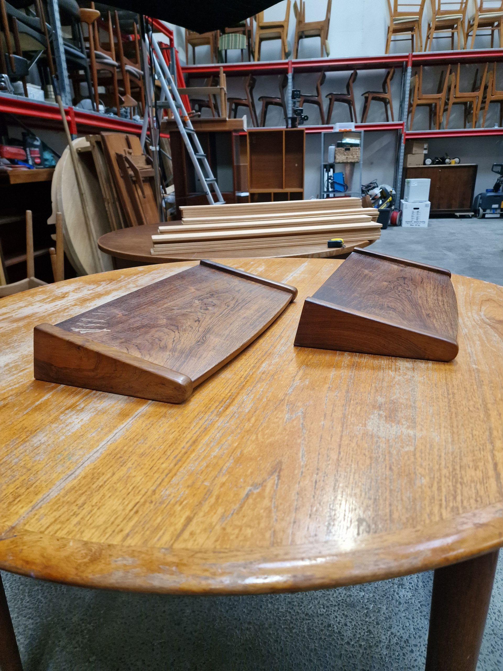 Sæt væghængte natborde i palisander - Image 2