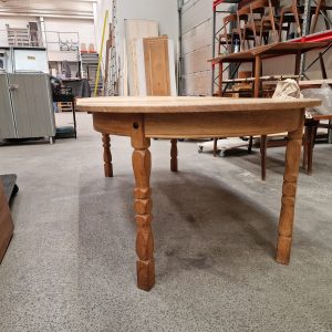 Rundt spisebord, massiv egetræ - Image 8