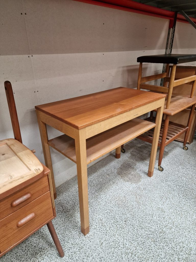 Sidebord, teak og egetræ, SKM