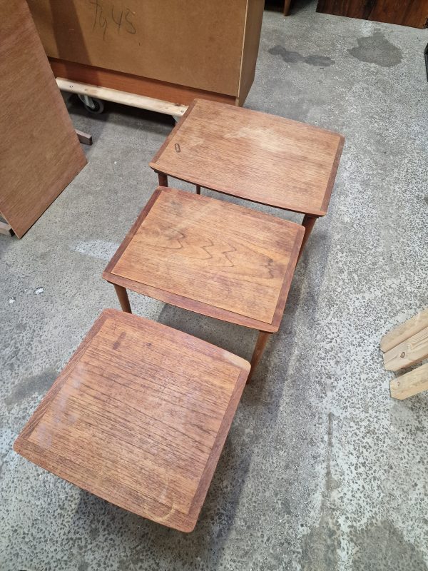 Indskudsborde, trommestikker