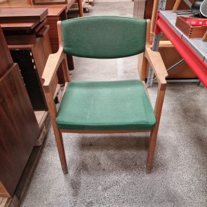 Armstol i massiv egetræ, grøn polstring - Image 1