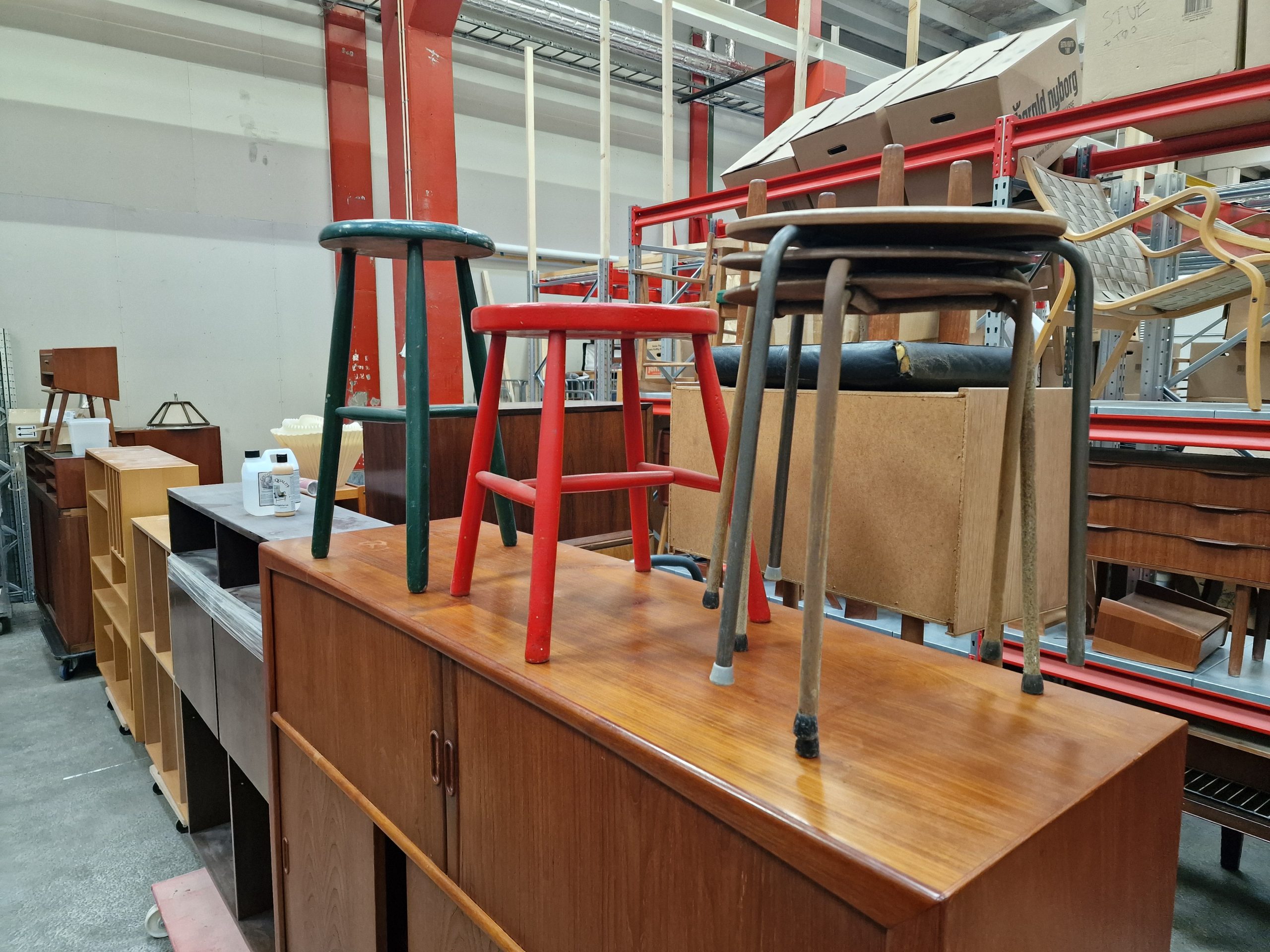 Skamler og taburetter - Image 1