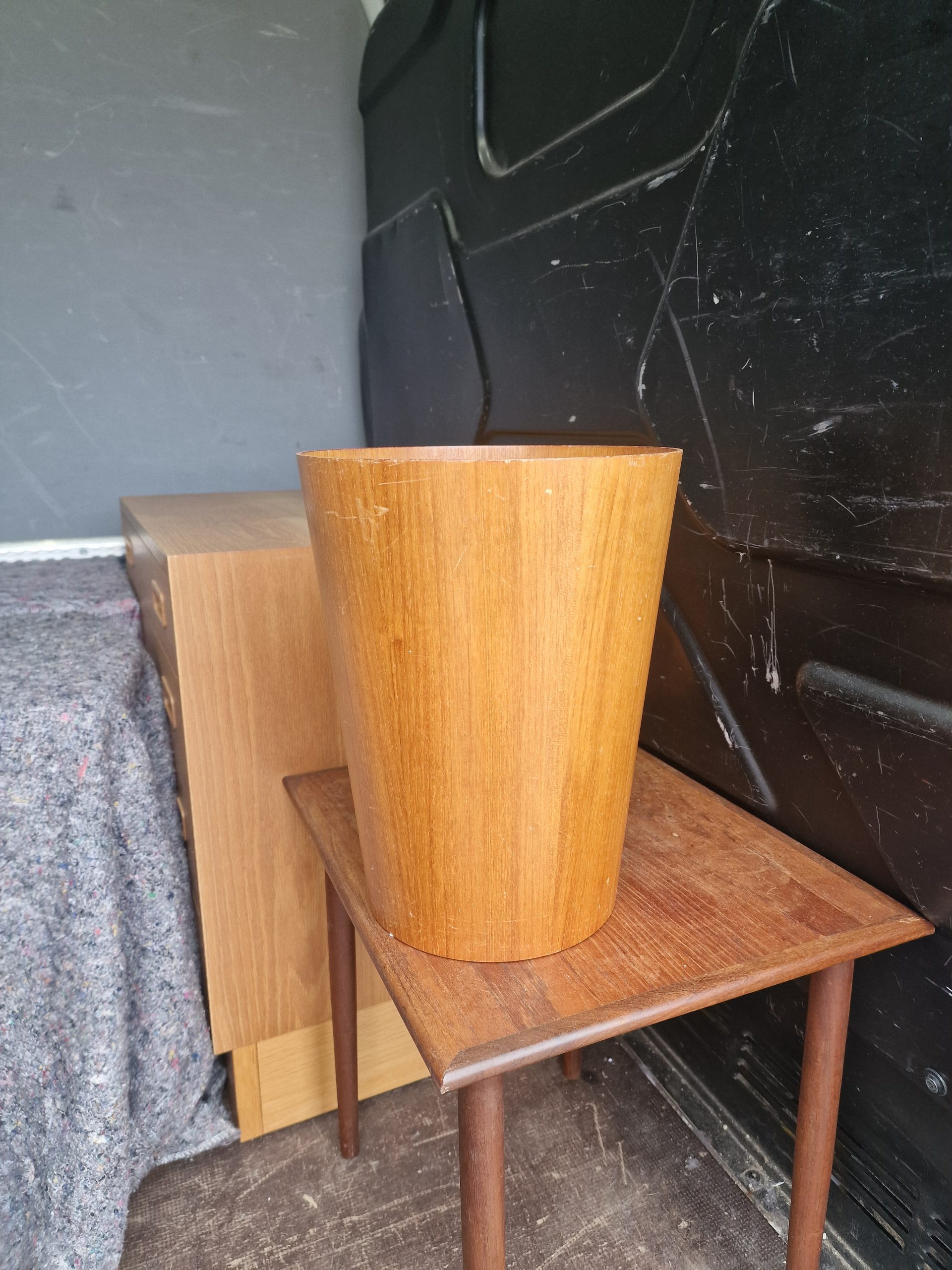 Papirkurv i teak - Image 1