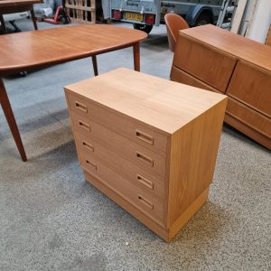 Lille kommode i egetræ, Hundevad - Image 2