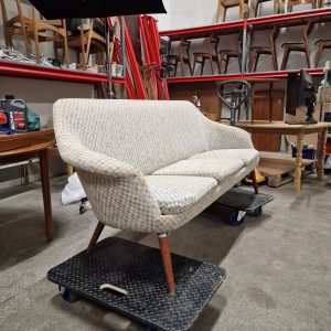 Trepersoners sofa, ben af teak - Image 3