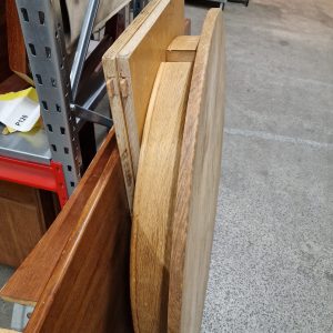 Rundt spisebord, massiv egetræ - Image 9