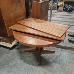 Rundt spisebord på stel med tillægsplader - Image 2