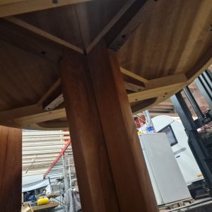 Rundt spisebord på stel med tillægsplader - Image 4