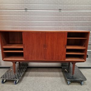 Johannes andersen Teak skænk - Image 9