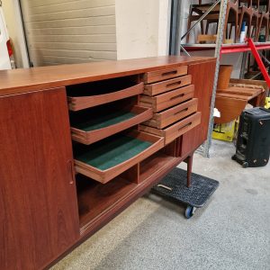 Johannes andersen Teak skænk - Image 11