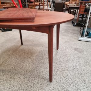 Rundt spisebord i teak med to tillægsplader - Image 6