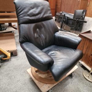 Lænestol, sort, Hjort Knudsen - Image 2