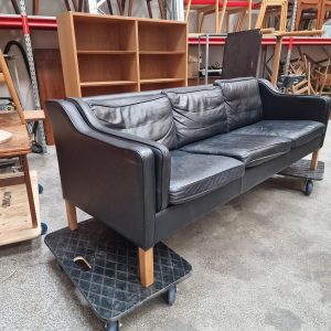 Sort trepersoners sofa - Image 2