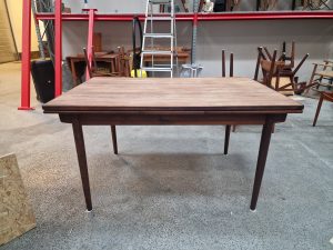 Spisebord i palisander med hollandsk udtræk