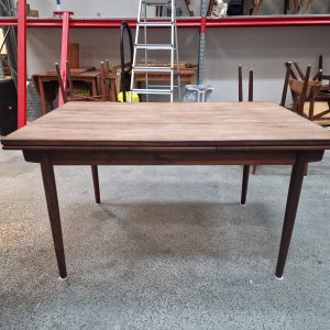 Spisebord i palisander med hollandsk udtræk