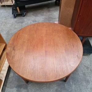 Rundt spisebord i teak uden tillægsplader, Villy Schou Andersen - Image 4