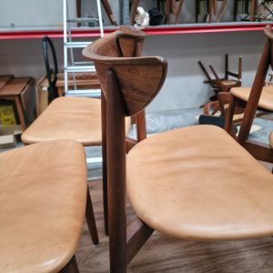 Seks spisestole, Harry Østergaard, palisander