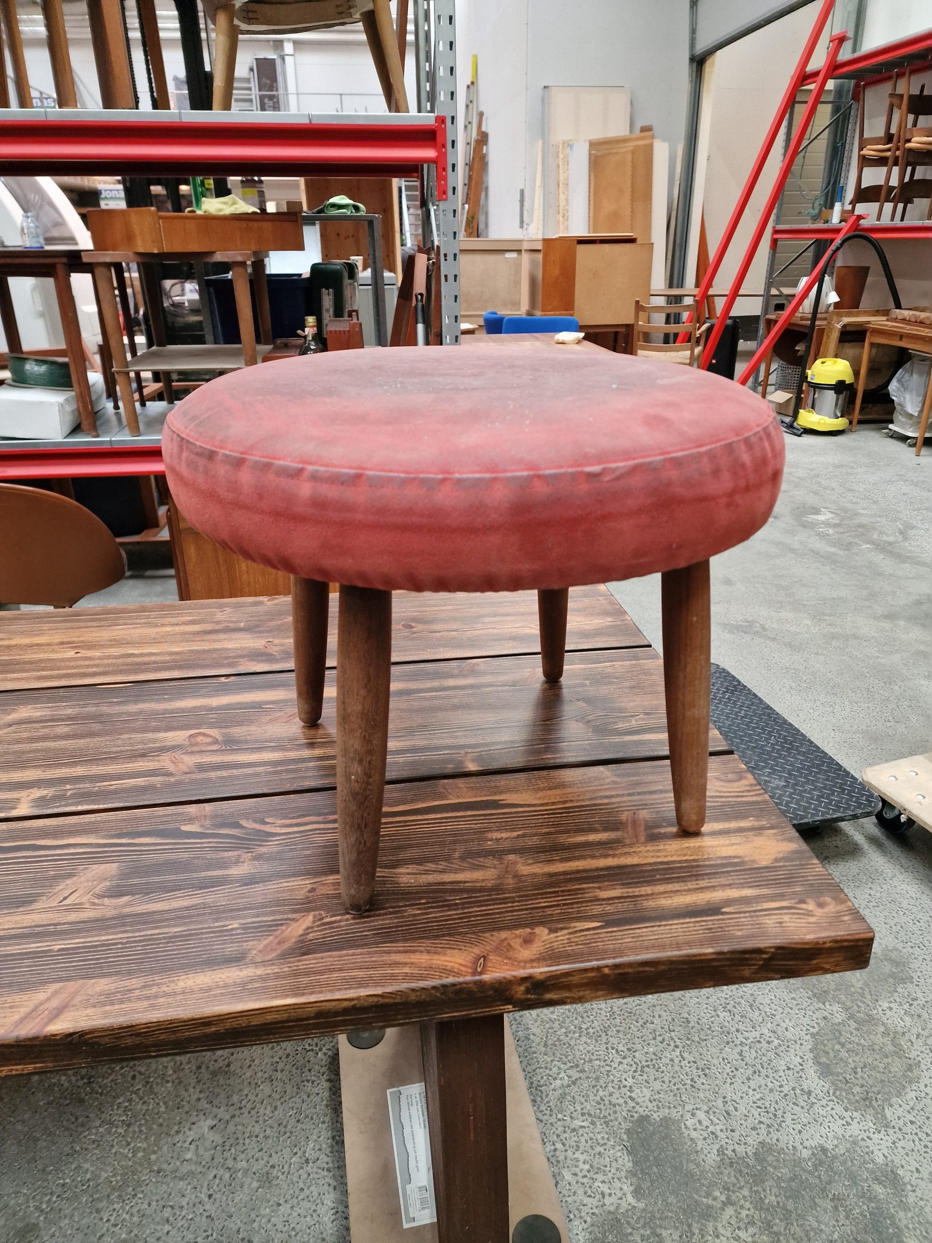 Skammel, rød polstring - Image 2