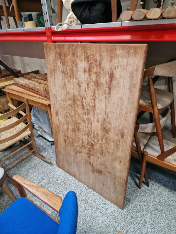 Spisebord i teak med hollandsk udtræk