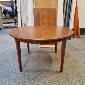 Rundt spisebord i teak med 4 tillægsplader - Image 10