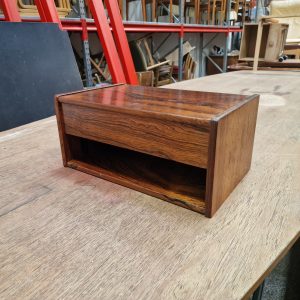 Sengebord med skuffe, palisander