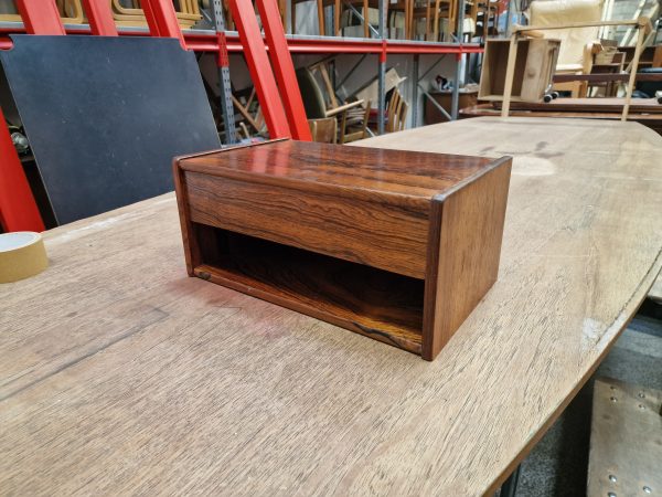 Sengebord med skuffe, palisander