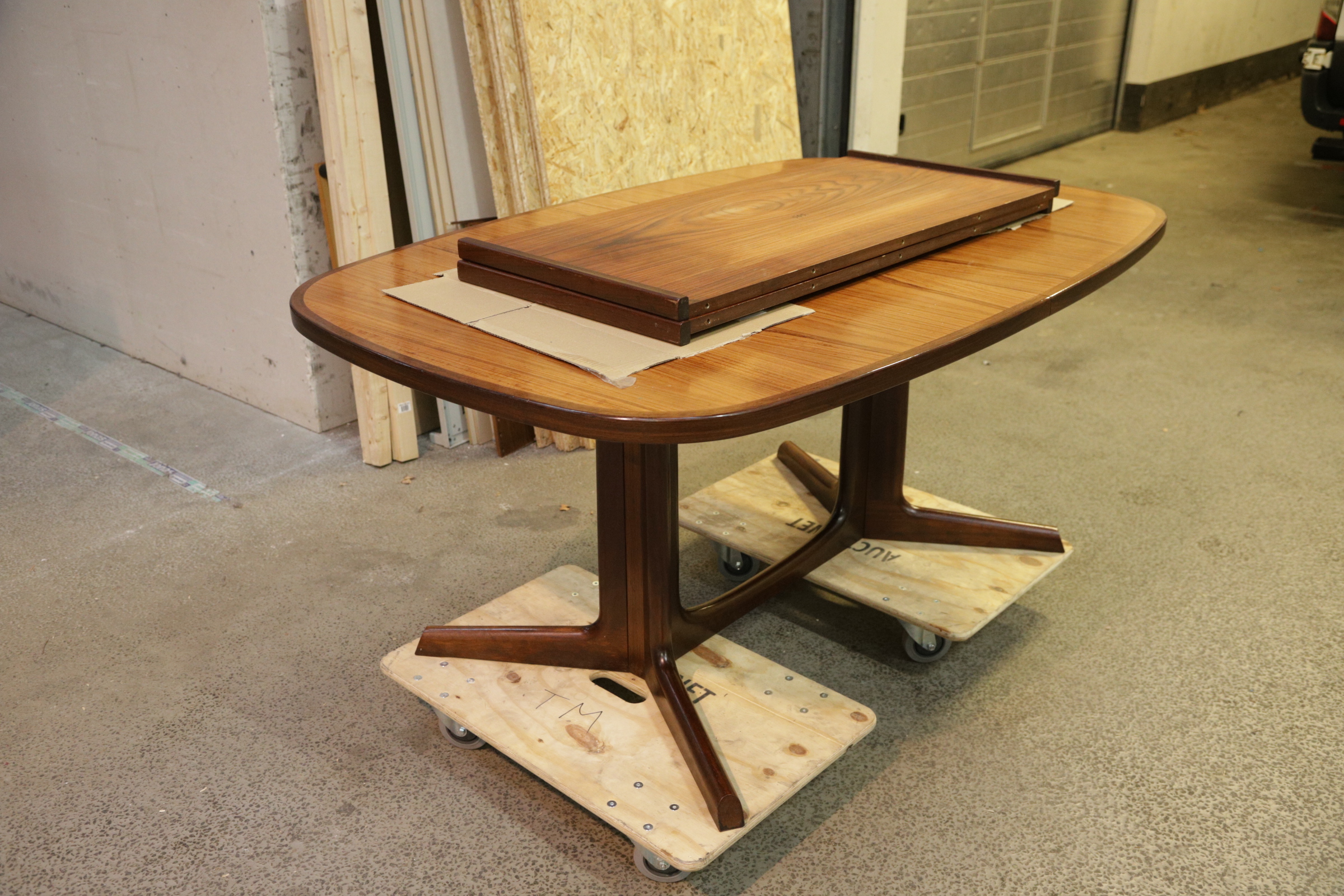 Ovalt spisebord, palisander, Gudme Møbelfabrik - Image 5