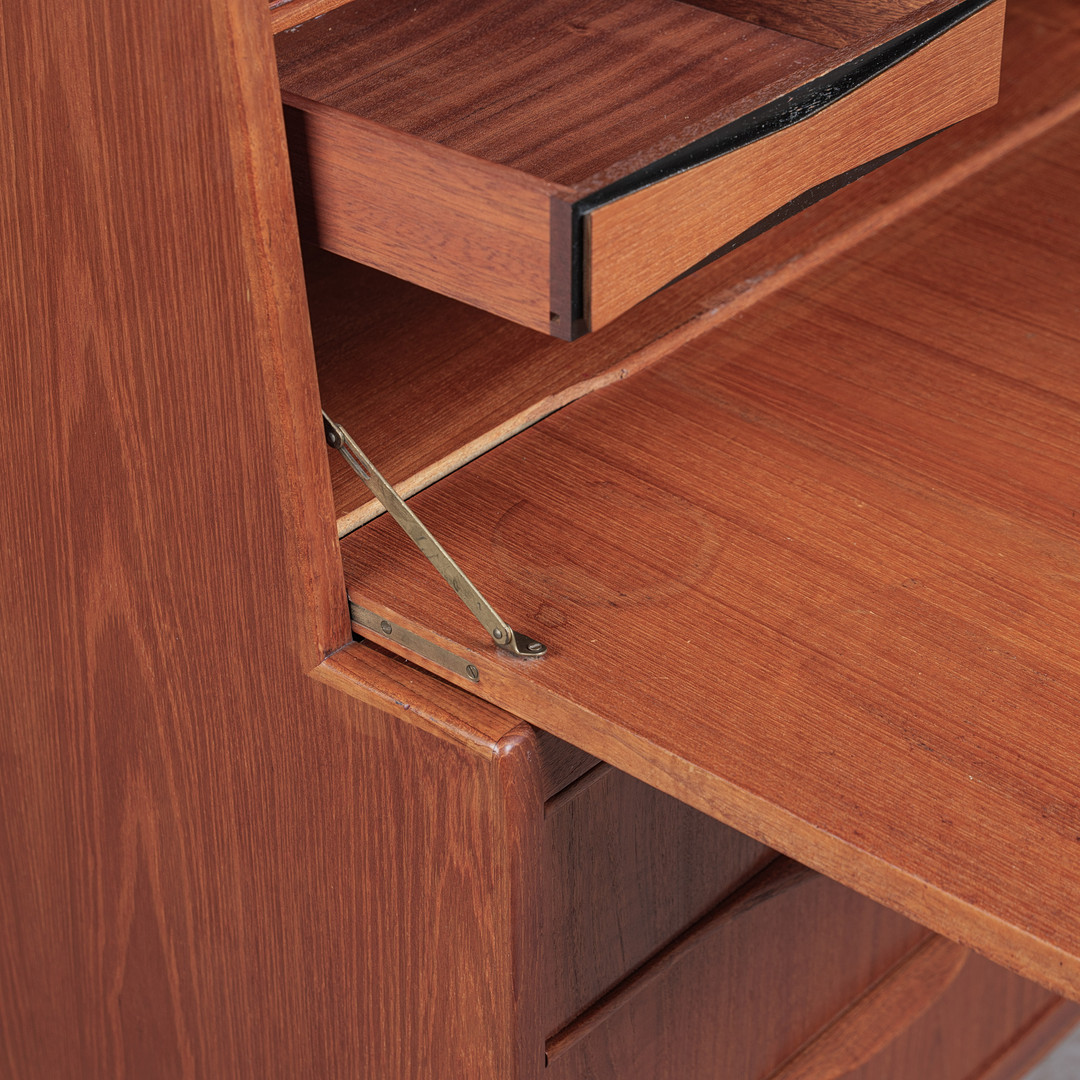 Erling Torvits sekretær i teak - Image 10