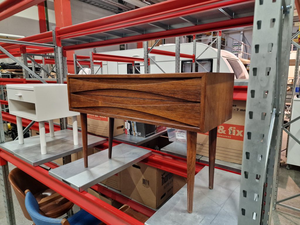 NC/Arne Vodder entrékommode i palisander