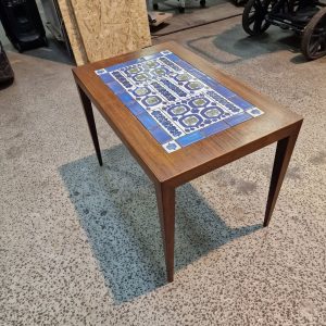 Severin Hansen bord med royale kakler - Image 4