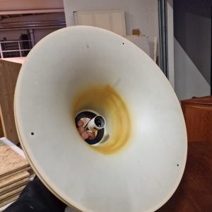 JO HAMMERBORG. "Single" loftspendel, skærm af brun akryl, ophæng af messing, Fog & Mørup, Danmark, 1977 - Image 4