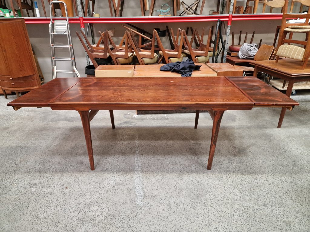 Spisebord i palisander, Ib Kofod Larsen