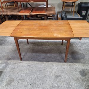 Spisebord i teak, på stel af egetræ, med hollandsk udtræk - Image 2