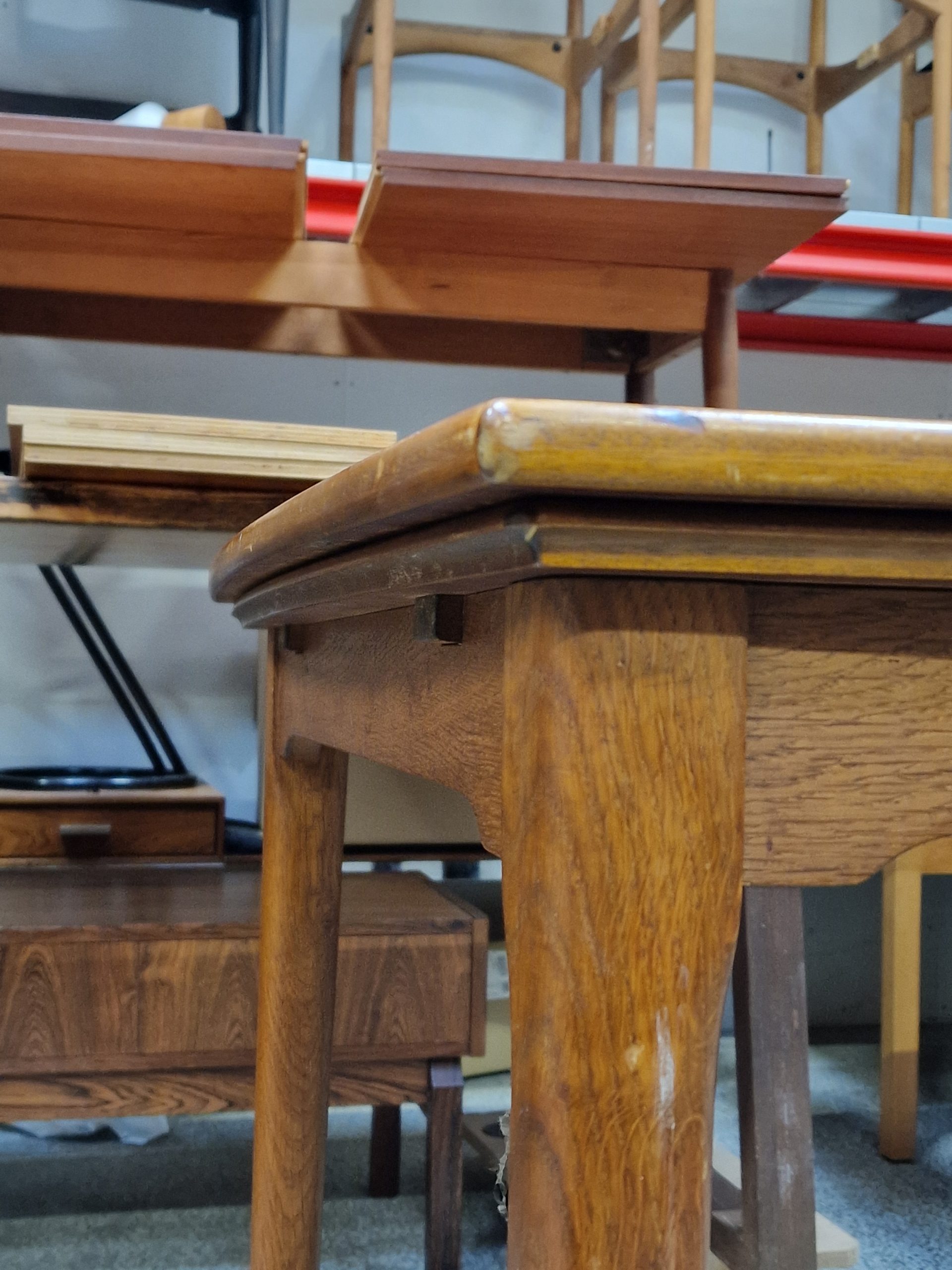 Spisebord i teak, på stel af egetræ, med hollandsk udtræk - Image 10