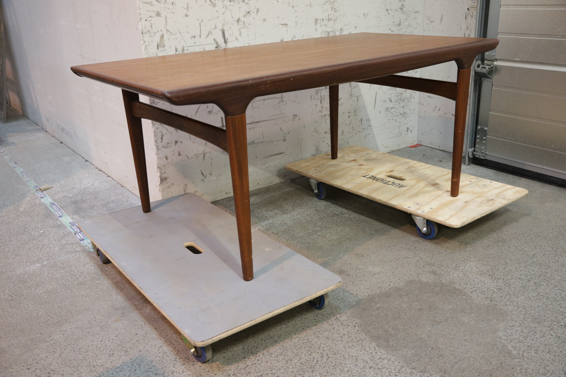 Spisebord i teak med tillægsplade af Johannes Andersen for fra Uldum Møbelfabrik - Image 4