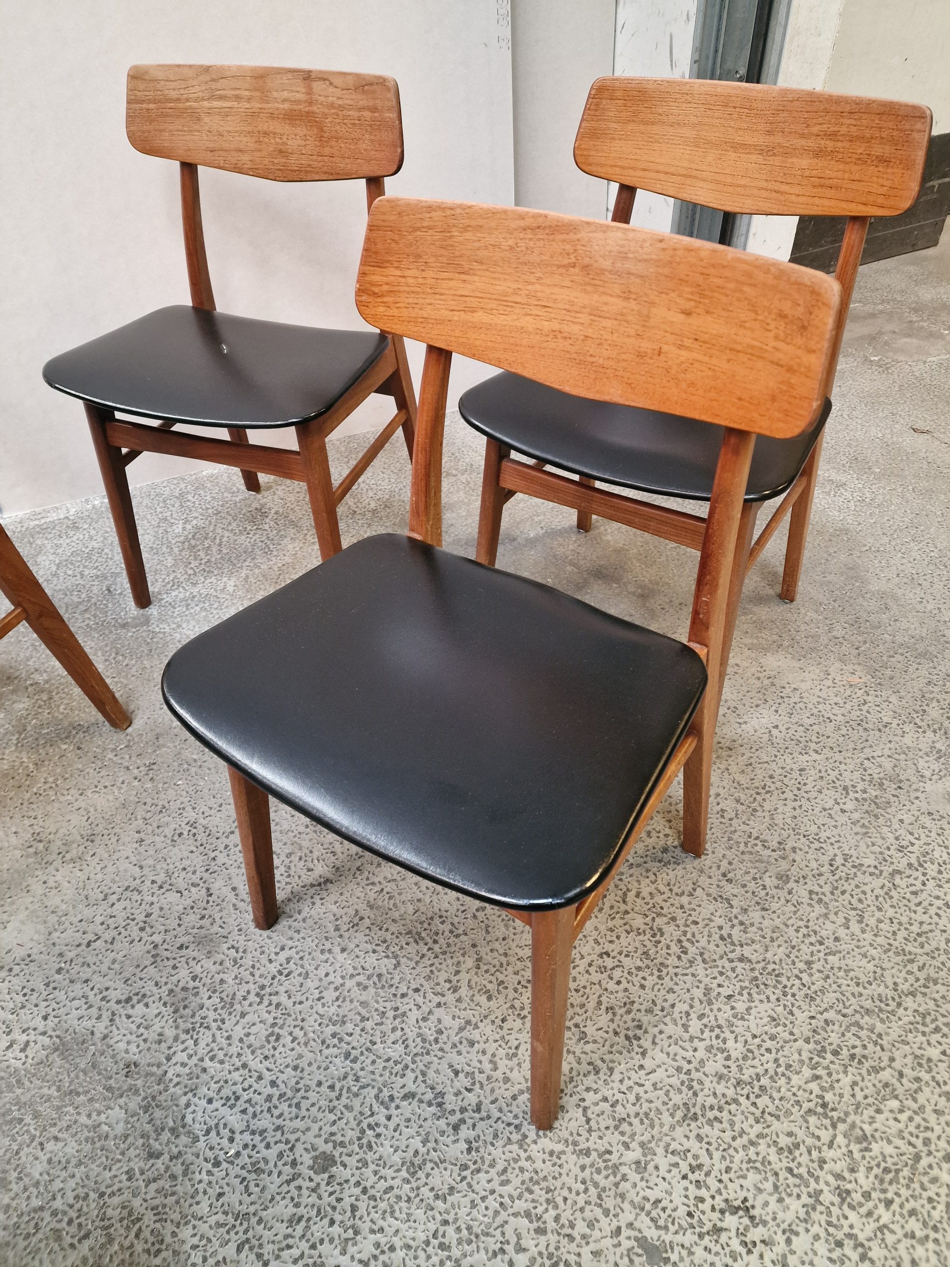 Fem spisestole i teak med skai - Image 6