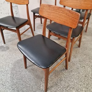 Fem spisestole i teak med skai - Image 7