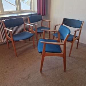 4 stk Henning Kjærnulf armstole af teak model 317/318