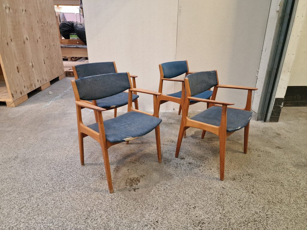 4 stk Henning Kjærnulf armstole af teak model 317/318